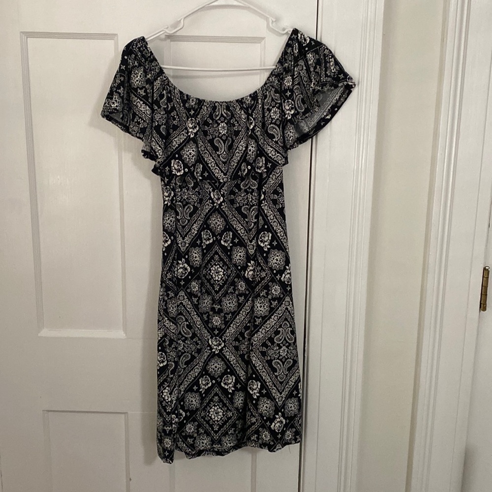 Eye candy off-shoulder dress